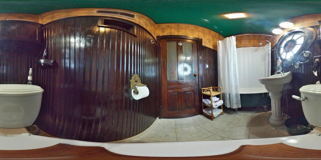 Herrold On Hill Bed And Breakfast Wabash Екстериор снимка