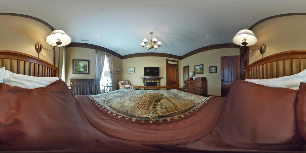 Herrold On Hill Bed And Breakfast Wabash Екстериор снимка