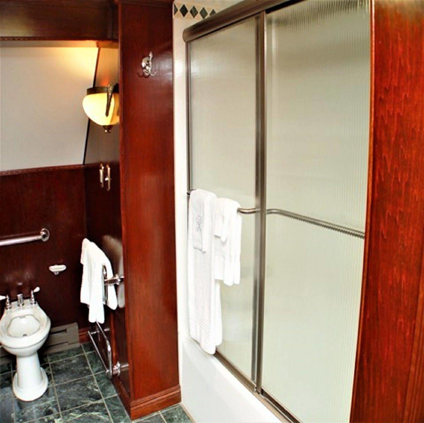Herrold On Hill Bed And Breakfast Wabash Екстериор снимка