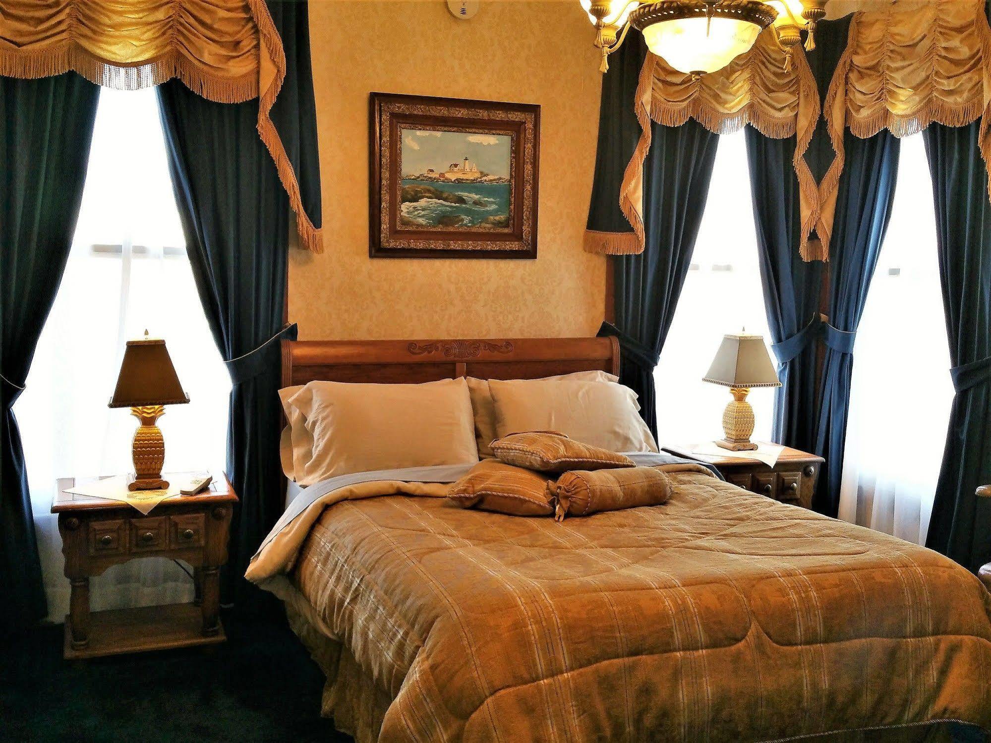 Herrold On Hill Bed And Breakfast Wabash Екстериор снимка